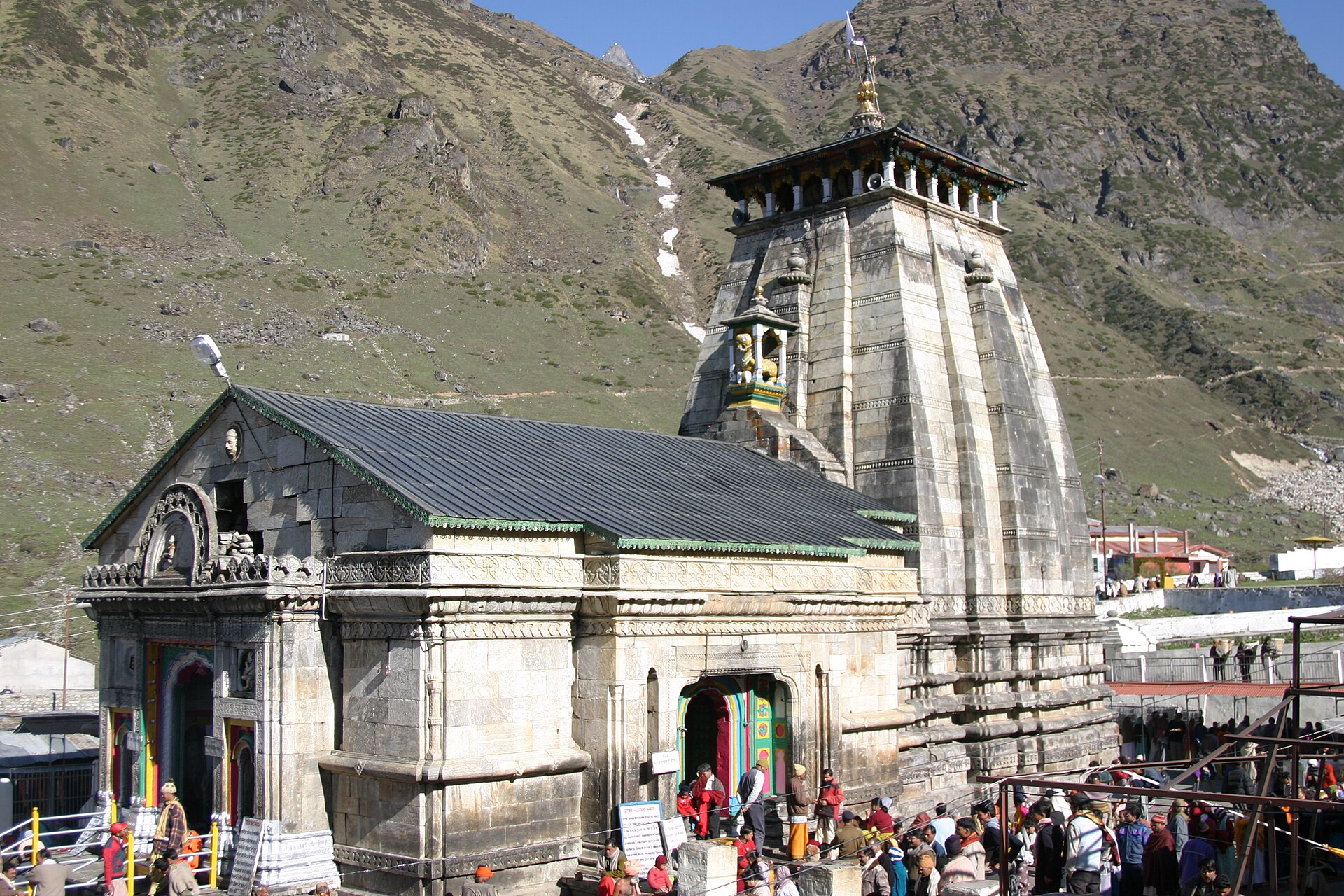 Kedarnath Temple beneath the Garhwal peaks